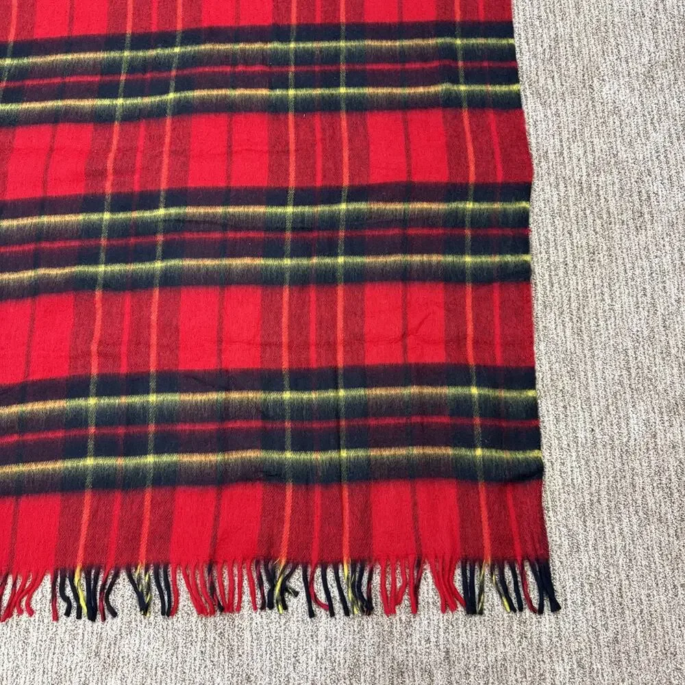 St Mary's Vintage Red Tartan Plaid Throw Stadium Blanket Fringe Trim Made in USA